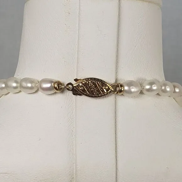 Winterthur Child's Freshwater Pearl Necklace 14k Gold Clasp Women's Pearl Choker